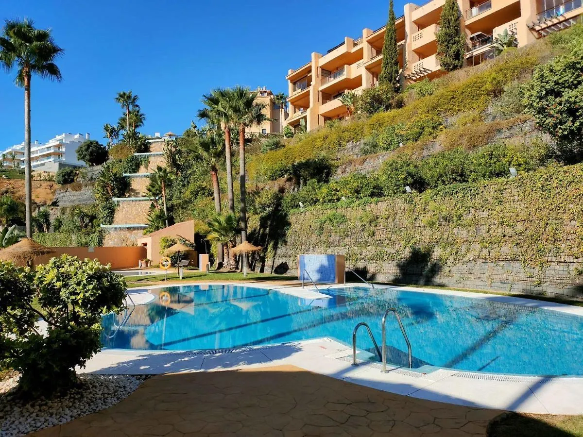 Spacious 2 Bedroom Apartment 914 Sitio de Calahonda