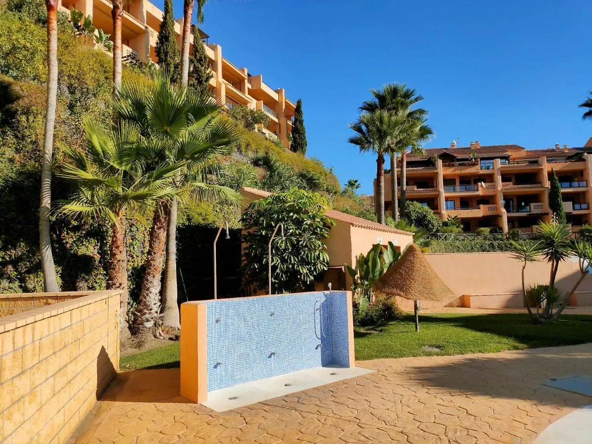 Spacious 2 Bedroom Apartment 914 Sitio de Calahonda
